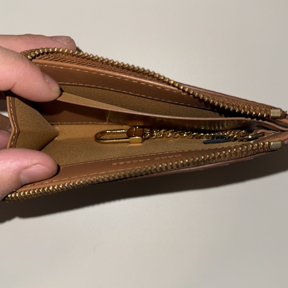 The Wallet - Picture 3 of 3
